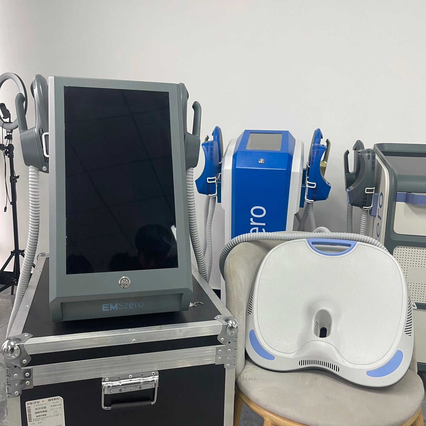 2025 portable Emszero Neo Tesla RF 6500W Emstaix muscle stimulator slimming equipment professional high-end body shaping machin